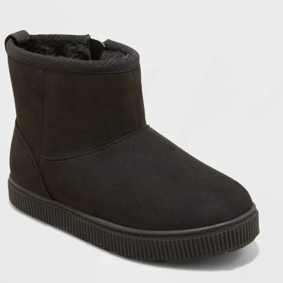 Toddler Arlo Shearling Style Boots - Cat & Jack™ - Picture 1 of 4